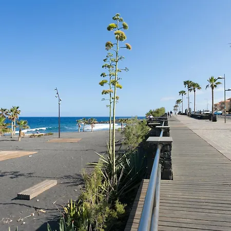 Home2book Stylish Ocean & Marina View Apt, Terrace Apartamento