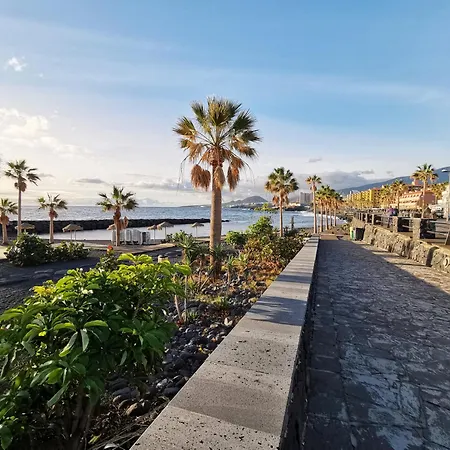 Апартаменты Home2book Stylish Ocean & Marina View Apt, Terrace Канделария